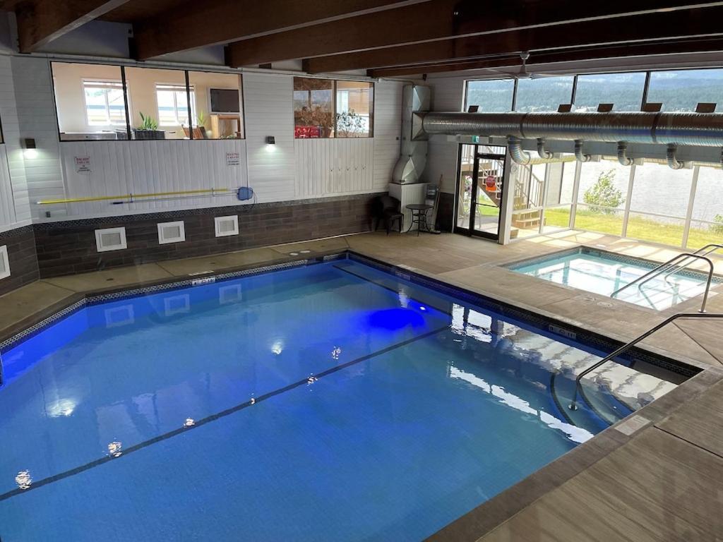 אינברמיר Akiskinook At Windermere Lake - Private Beach Access - New Pool And Hot Tub Now Open! מראה חיצוני תמונה